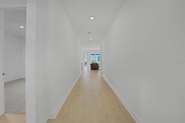 1018 FIESTA KEY CIRCLE, Lady Lake, FL 32159