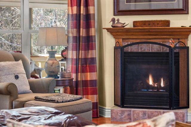 1111 Ledgestone Lane, Branson West, MO 65737