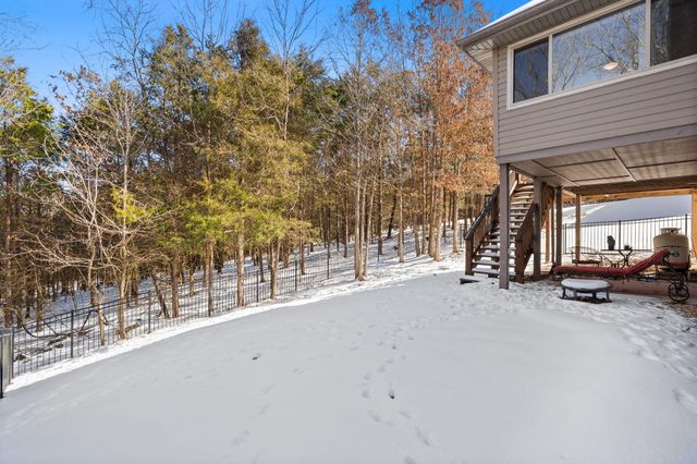 1111 Ledgestone Lane, Branson West, MO 65737