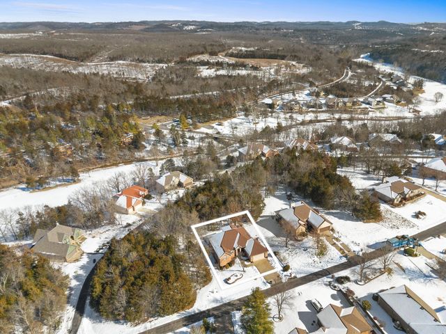 1111 Ledgestone Lane, Branson West, MO 65737