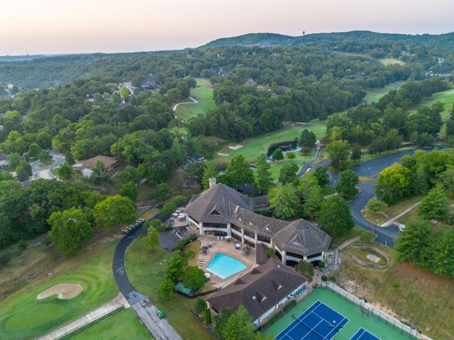 1111 Ledgestone Lane, Branson West, MO 65737