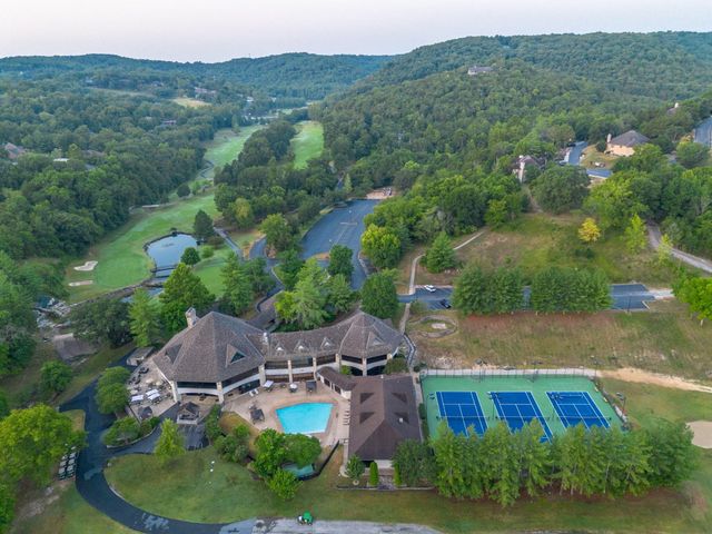 1111 Ledgestone Lane, Branson West, MO 65737