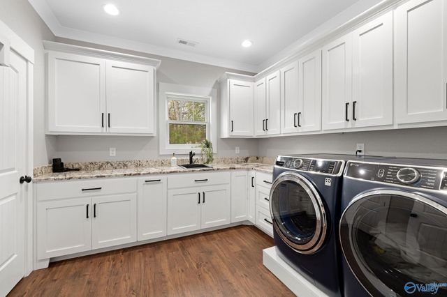 116 Bowery Lane, Albertville, AL 35950