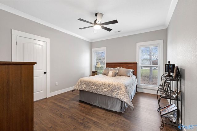 116 Bowery Lane, Albertville, AL 35950