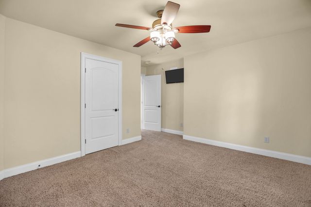 1405 Drakes Creek Rd, Hendersonville, TN 37075