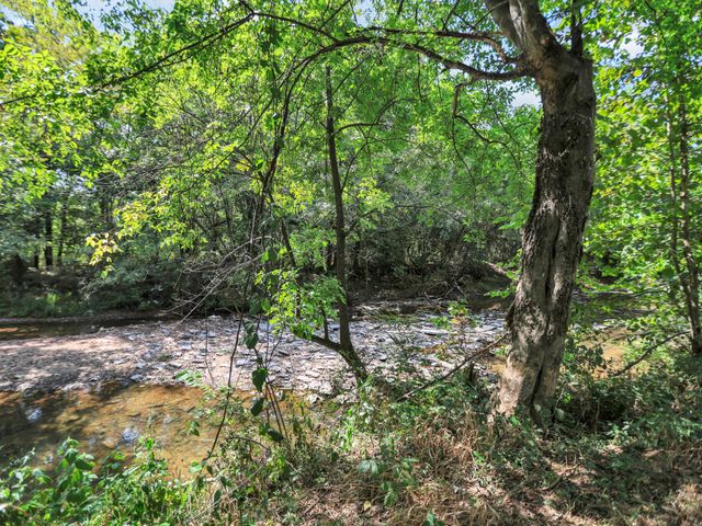 1405 Drakes Creek Rd, Hendersonville, TN 37075