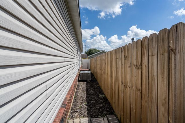 21107 Sweet Blossom Lane, Tomball, TX 77375
