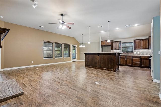 11425 NW 131st Street, Piedmont, OK 73078