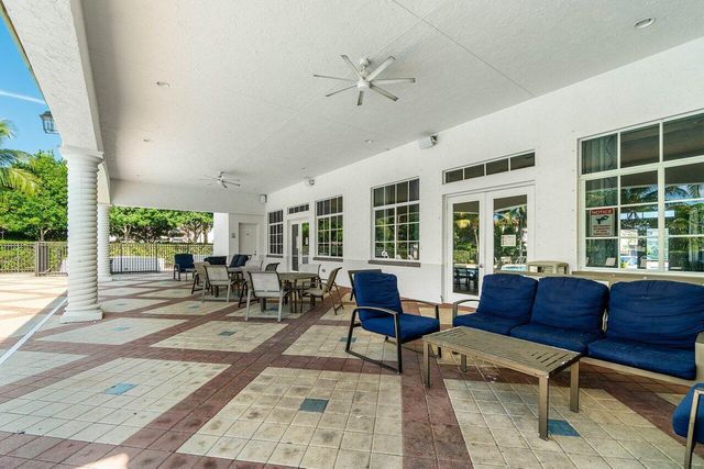 6001 Woods Edge Circle, Riviera Beach, FL 33410