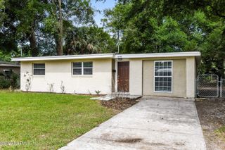 6743 MORGANA Road N, Jacksonville, FL 32211