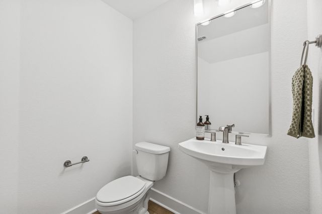 5511 Forks RD, Austin, TX 78747