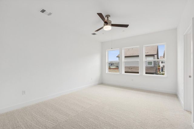 5511 Forks RD, Austin, TX 78747