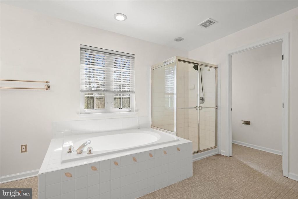 Image 34 of property listing at 5130 CELESTIAL LN, Brandywine, MD 20613