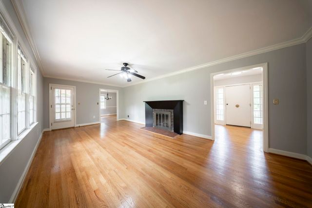 517 Dellwood Drive, Greenville, SC 29609