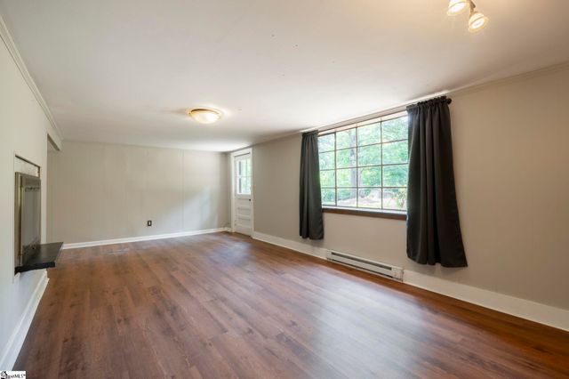517 Dellwood Drive, Greenville, SC 29609