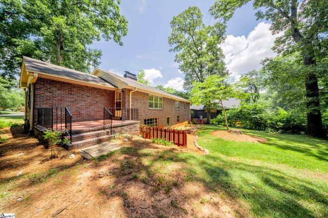 517 Dellwood Drive, Greenville, SC 29609