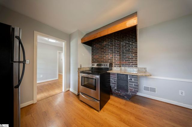 517 Dellwood Drive, Greenville, SC 29609