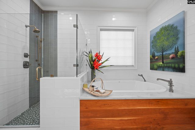 252 Waters Edge Drive, Lexington, SC 29072