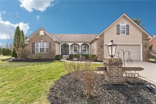 1235 Cherokee Path, Vermilion, OH 44089