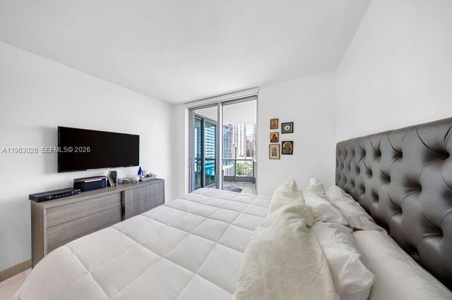 1331 Brickell Bay Dr 1602, Miami, FL 33131