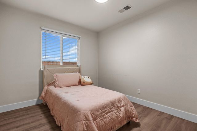 2132 Reta Way, Red Bluff, CA 96080