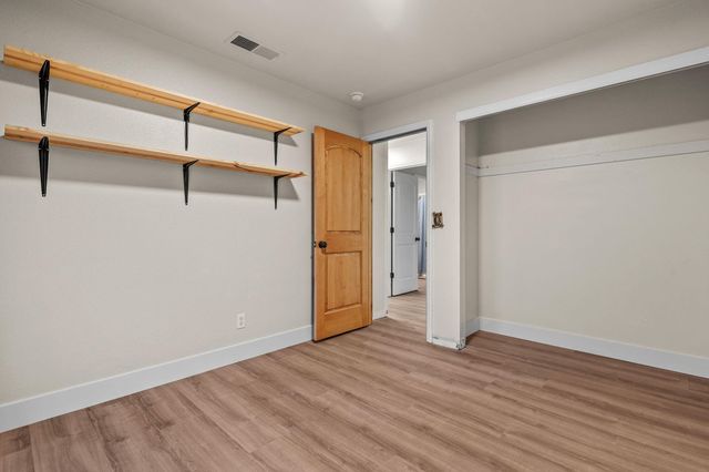 2132 Reta Way, Red Bluff, CA 96080