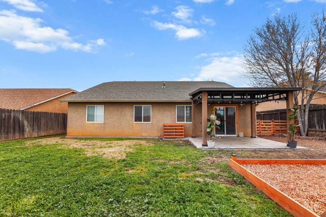 2132 Reta Way, Red Bluff, CA 96080