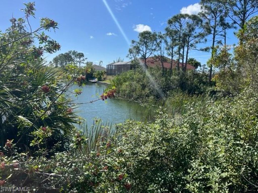1720 Jacaranda PKWY W, CAPE CORAL, FL 33993 — photo 5