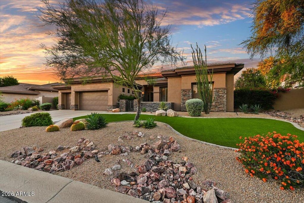 7696 E MOURA Drive, Scottsdale, AZ 85266 — exterior