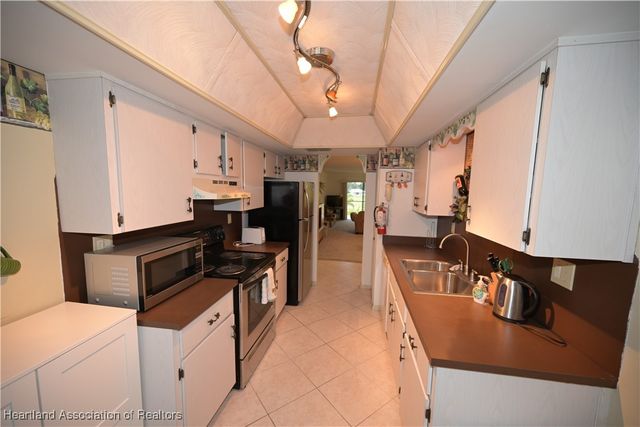 3819 Edgewater Drive, Sebring, FL 33872