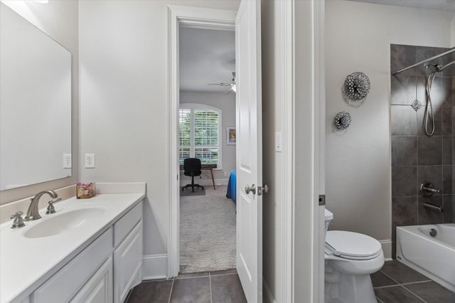 3123 N Cotswold Manor Drive, Kingwood, TX 77339
