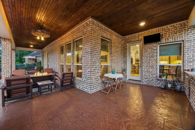 3123 N Cotswold Manor Drive, Kingwood, TX 77339