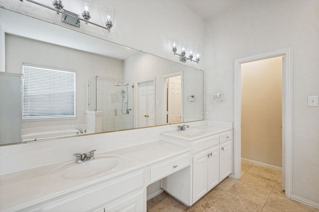 4113 Creek Bend Court, Corinth, TX 76208