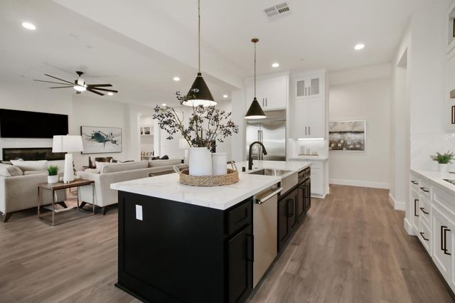 3836 Gray Pine Pl, West Sacramento, CA 95691