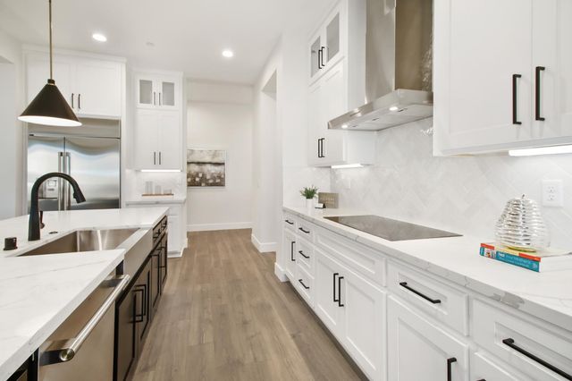 3836 Gray Pine Pl, West Sacramento, CA 95691