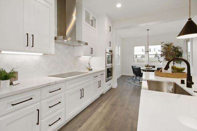 3836 Gray Pine Pl, West Sacramento, CA 95691