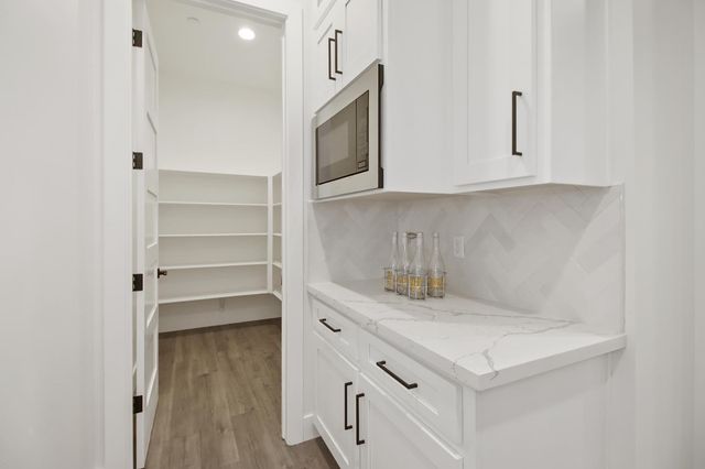 3836 Gray Pine Pl, West Sacramento, CA 95691