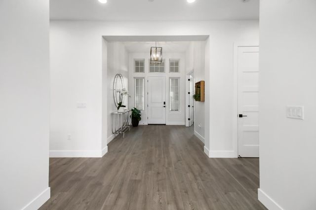 3836 Gray Pine Pl, West Sacramento, CA 95691