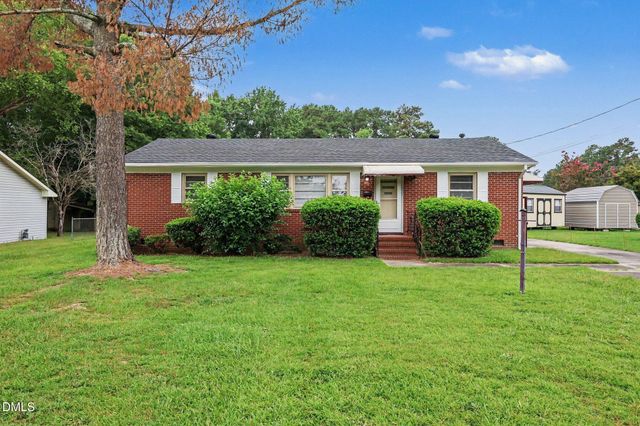 325 Kingston Avenue, Rocky Mount, NC 27803