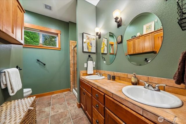 10507 Pioneer Drive, Anderson Island, WA 98303