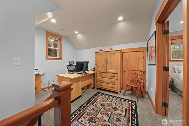10507 Pioneer Drive, Anderson Island, WA 98303