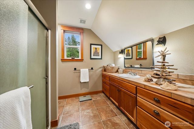 10507 Pioneer Drive, Anderson Island, WA 98303