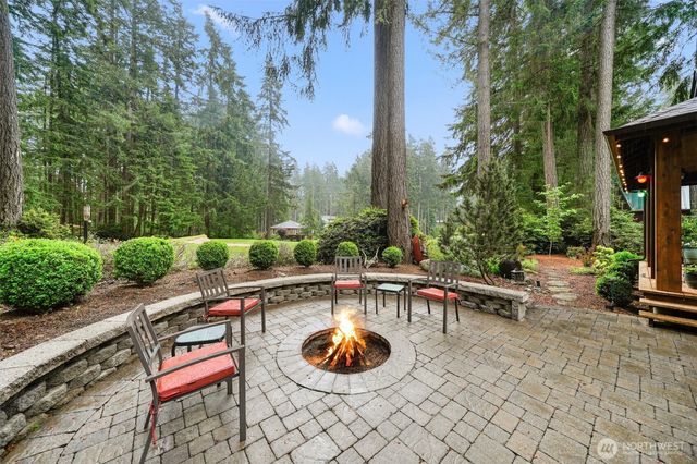 10507 Pioneer Drive, Anderson Island, WA 98303