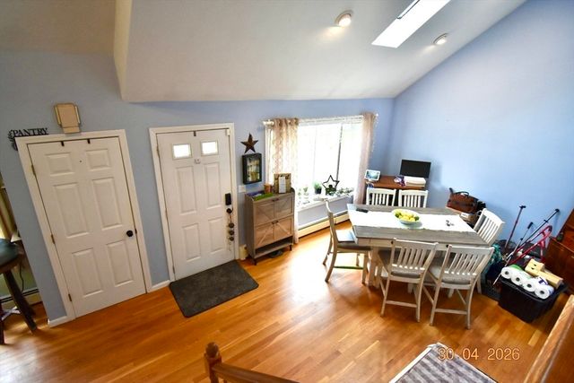 51 Slater St, Attleboro, MA 02703