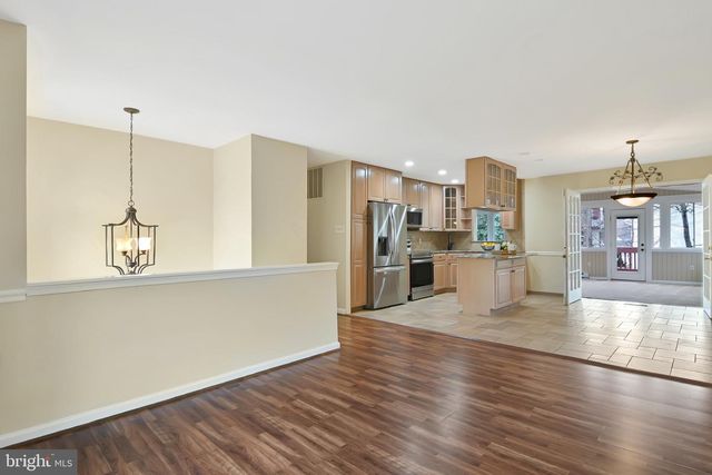 6634 CARDINGTON CT, Burke, VA 22015