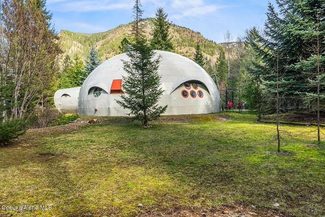 123 E Mountain View RD, Clark Fork, ID 83811