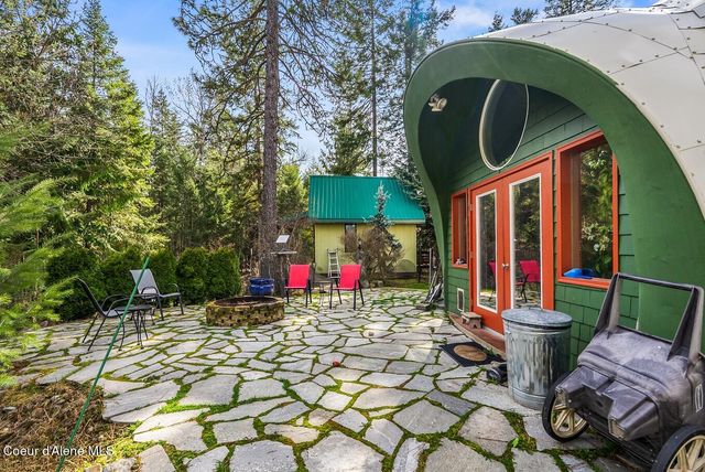 123 E Mountain View RD, Clark Fork, ID 83811