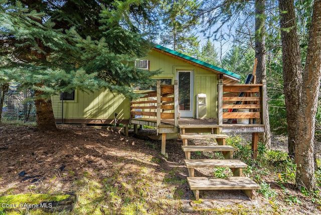 123 E Mountain View RD, Clark Fork, ID 83811