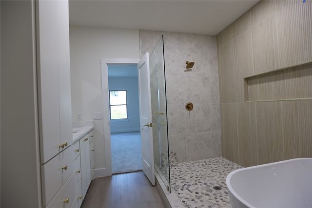 2518 Elk Trail, Granbury, TX 76048