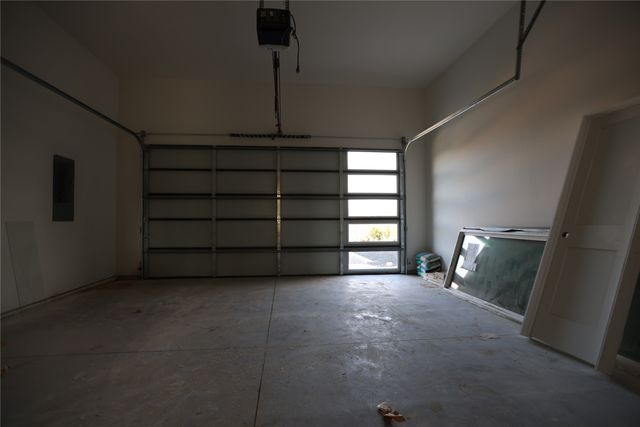 2518 Elk Trail, Granbury, TX 76048